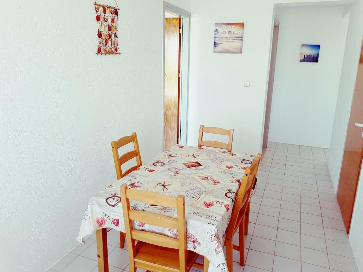 Melina'S Apartments Kalavárda Eksteriør billede