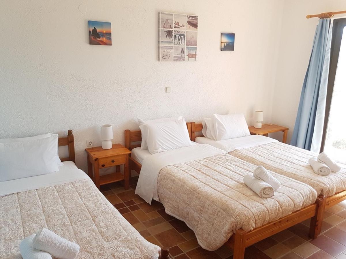 Melina'S Apartments Kalavárda Eksteriør billede
